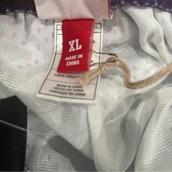 Mitchell & Ness LA Lakers 09 Fadeaway Swingman Basketball Shorts Men’s Size XL - Picture 9 of 10